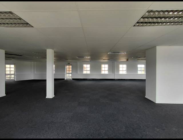 370M² OFFICE TO LET IN FOURWAYS